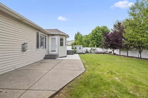 Exterior - 19525 E Knox Ave, Liberty Lake, WA 99016 photo 3 of 10