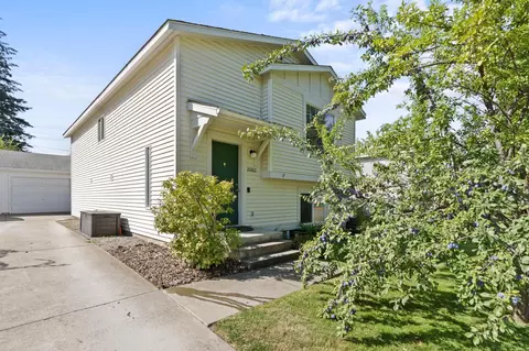 10102 E 17th Ln, Spokane, WA 99206 photo 2