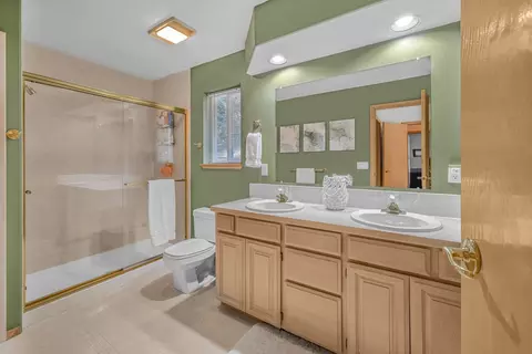 Bath - 12738 E Apache Pass Rd, Spokane, WA 99206 photo 1 of 6