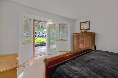 Bedroom - 12738 E Apache Pass Rd, Spokane, WA 99206 photo 3 of 8