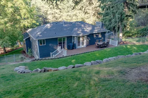 Exterior - 12738 E Apache Pass Rd, Spokane, WA 99206 photo 10 of 11