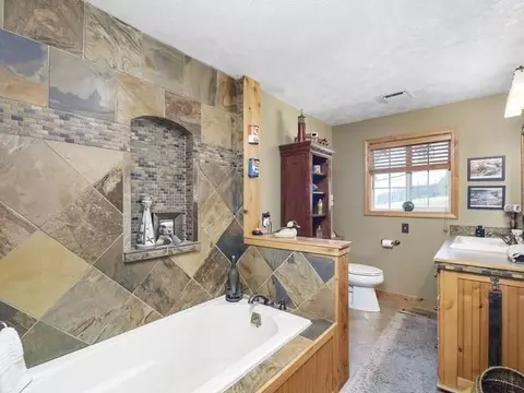 2605 E Hillcrest Dr, Colbert, WA 99005 photo 21
