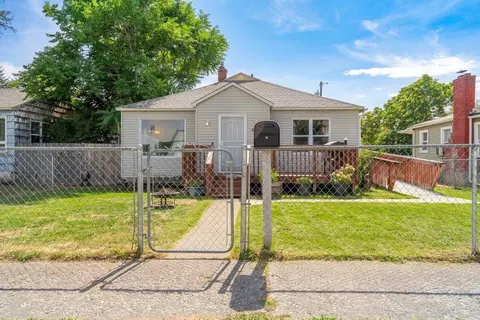 1314 E Lacrosse Ave, Spokane, WA 99207