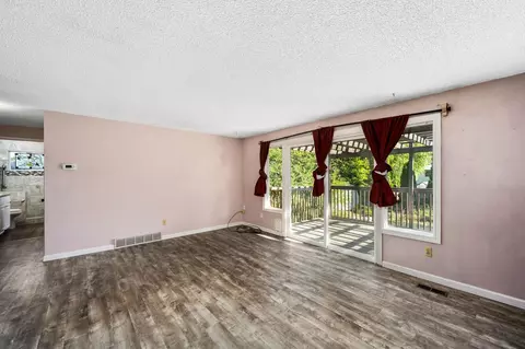 606 E Wilding Ave, Spokane, WA 99208 photo 11