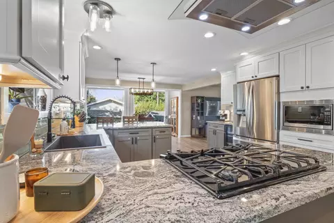 10008 E Augusta Ave, Spokane Valley, WA 99206 photo 3