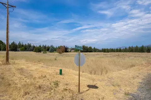 Nnn Lake Terrace Ln, Nine Mile Falls, WA 99026