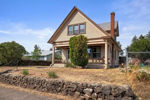 4727 N Post St, Spokane, WA 99205