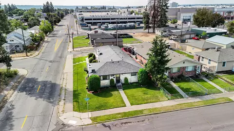 228 E Crown Ave #5125 N LIDGERWOOD ST, Spokane, WA 99202