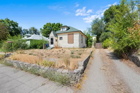 717 E Olympic Ave, Spokane, WA 99207