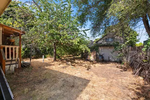 717 E Olympic Ave, Spokane, WA 99207 photo 8