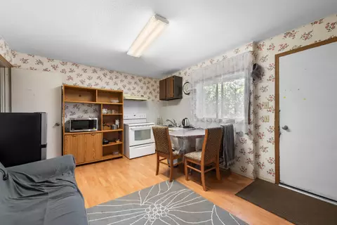 717 E Olympic Ave, Spokane, WA 99207 photo 7
