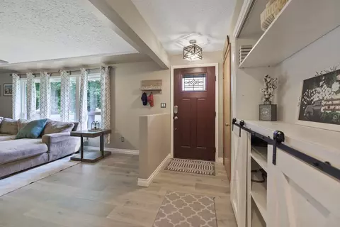 Entry Way - 11105 E 8th Ave, Spokane Valley, WA 99206 photo 1 of 1