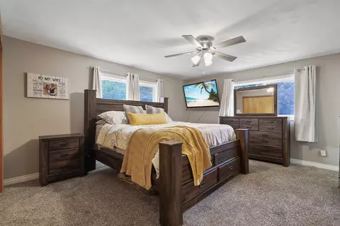 Bedroom - 11105 E 8th Ave, Spokane Valley, WA 99206 photo 1 of 4