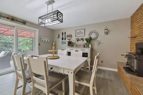 Dining - 11105 E 8th Ave, Spokane Valley, WA 99206 photo 1 of 1