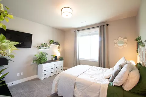 Bedroom - 1010 E Handy Rd, Colbert, WA 99005 photo 4 of 5