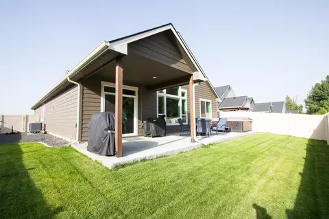Exterior - 1010 E Handy Rd, Colbert, WA 99005 photo 2 of 4