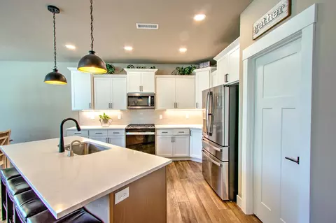 Kitchen - 1010 E Handy Rd, Colbert, WA 99005 photo 1 of 1
