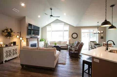 Living - 1010 E Handy Rd, Colbert, WA 99005 photo 1 of 1