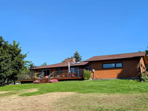 4738 Price Rd, Clayton, WA 99110