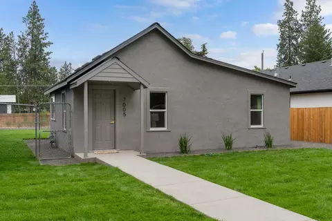 Exterior - 7005 E 9th Ave, Spokane Valley, WA 99212 photo 4 of 12