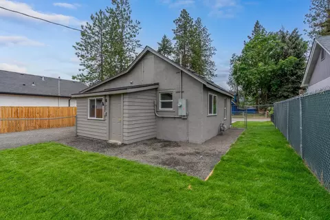 Exterior - 7005 E 9th Ave, Spokane Valley, WA 99212 photo 8 of 12