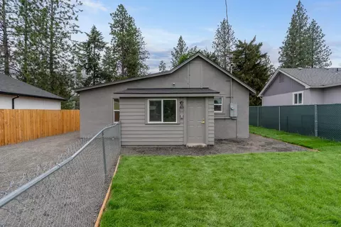 Exterior - 7005 E 9th Ave, Spokane Valley, WA 99212 photo 7 of 12