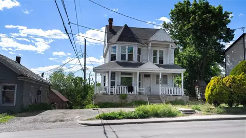1515 N Maple St, Spokane, WA 99201