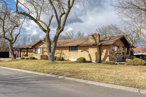 325 E Central Ave #5905 N ASTOR ST. SPOKANE WA , Spokane, WA 99208