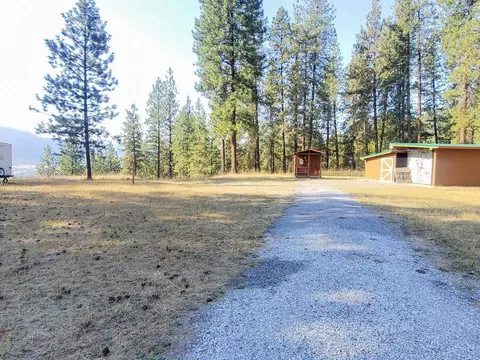 3600 Northport Flat Creek Rd, Kettle Falls, WA 99141