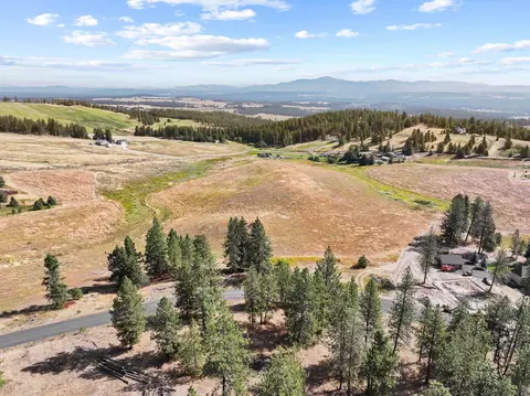 40 W Nn W Country Hills Ln #27263.9075, Spokane, WA 99208
