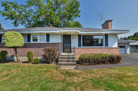 1206 N Woodruff Rd, Spokane, WA 99206