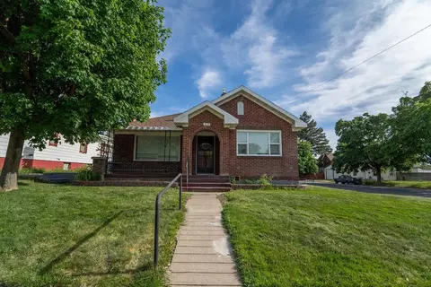 427 W Carlisle Ave, Spokane, WA 99205