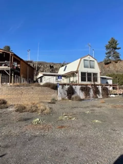 18910 W Bunker Rd, Cheney, WA 99004