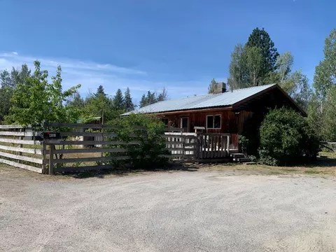4162 Old Hwy Rd, Northport, WA 99157