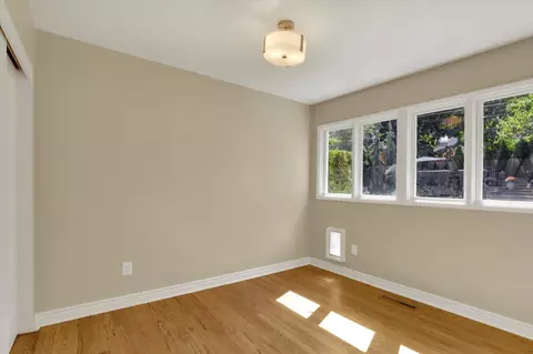 3704 E 11th Ave, Spokane, WA 99202 photo 8