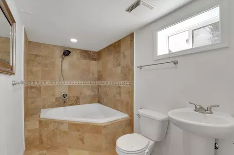 3704 E 11th Ave, Spokane, WA 99202 photo 13