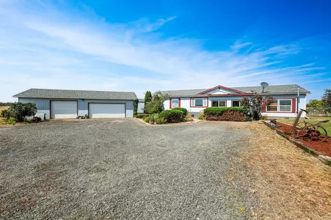 20702 W Jacobs Rd, Spokane, WA 99224