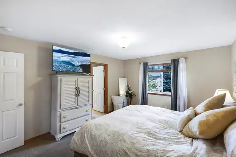 715 E Westcrest Rd, Colbert, WA 99005 photo 12