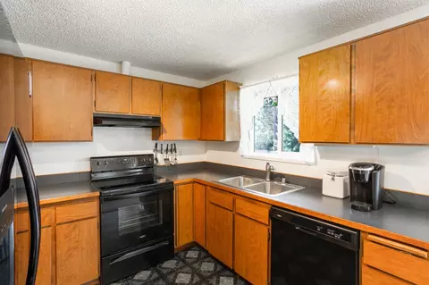 7402 E 9th Ave, Spokane Valley, WA 99212 photo 6