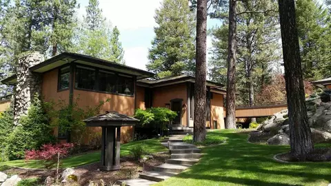 1820 E Leona Dr, Spokane, WA 99208