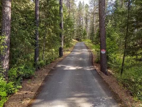 View/Area - 1820 E Leona Dr, Spokane, WA 99208 photo 1 of 6