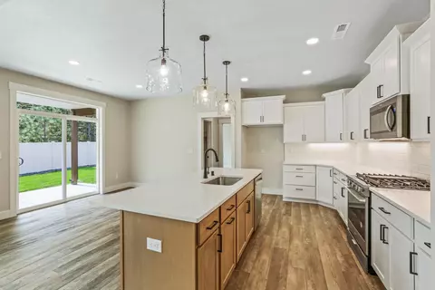 1120 E Handy Rd, Colbert, WA 99005 photo 5