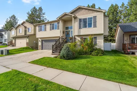 Exterior - 823 E Silver Pine Rd, Colbert, WA 99005 photo 2 of 6