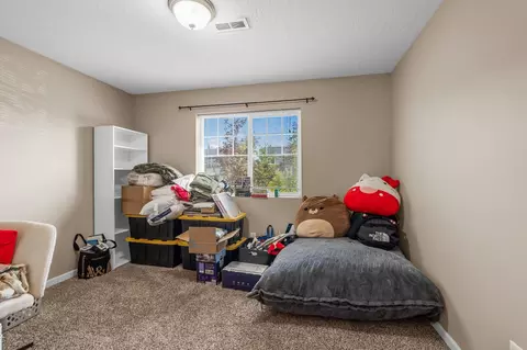 Bedroom - 823 E Silver Pine Rd, Colbert, WA 99005 photo 3 of 5