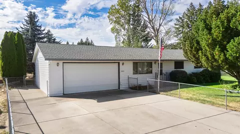 5415 N Mckinzie Rd, Otis Orchards, WA 99027