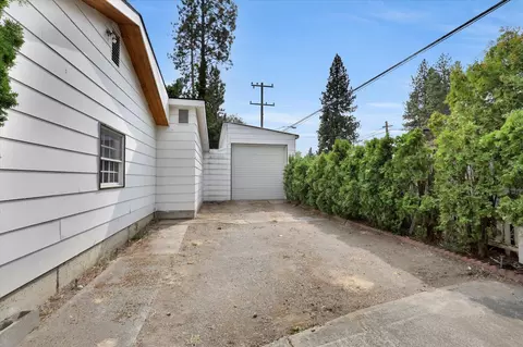 12306 E 19th Ave, Spokane Valley, WA 99216 photo 4