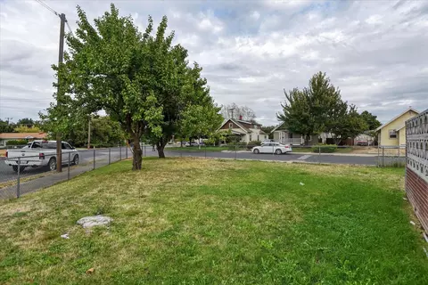 1848 E Marshall Ave, Spokane, WA 99207 photo 15