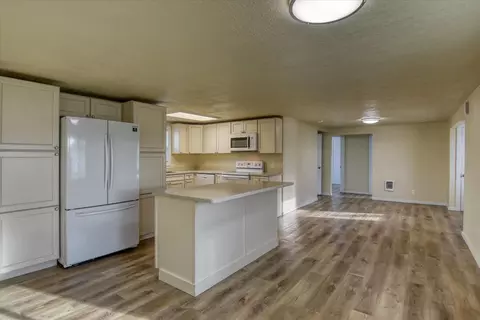 1848 E Marshall Ave, Spokane, WA 99207 photo 6