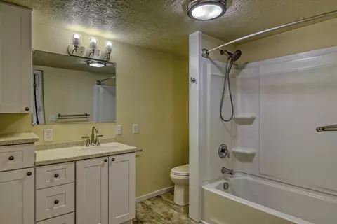1848 E Marshall Ave, Spokane, WA 99207 photo 8