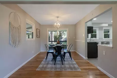 Dining - 12511 E 19th Ave, Spokane Valley, WA 99216 photo 1 of 3